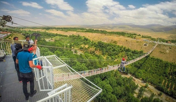 Zip Line In This Bridge