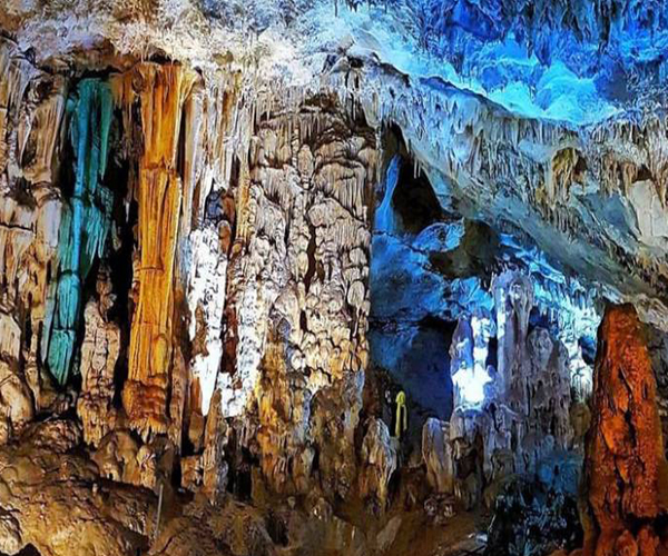 غار ده شیخ با ۱۳۵ میلیون سال قدمت