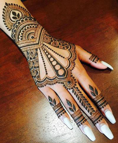  Henna On Hand