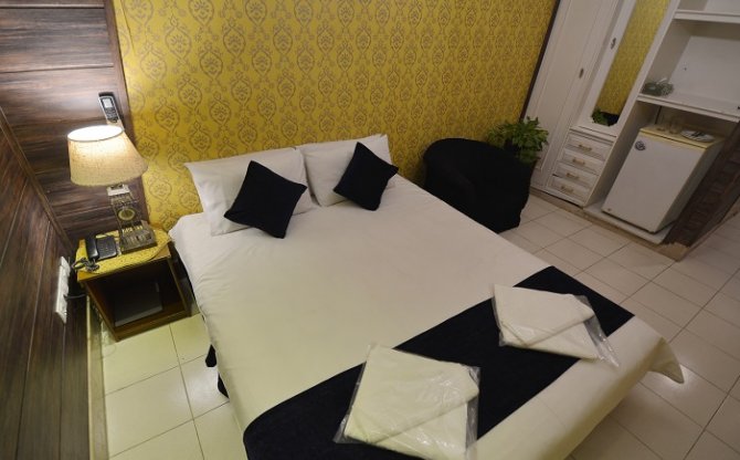 اتاق دو نفره هتل حافظ شیراز