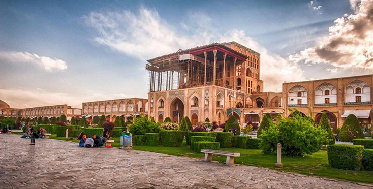 معماری نقش جهان در اصفهان