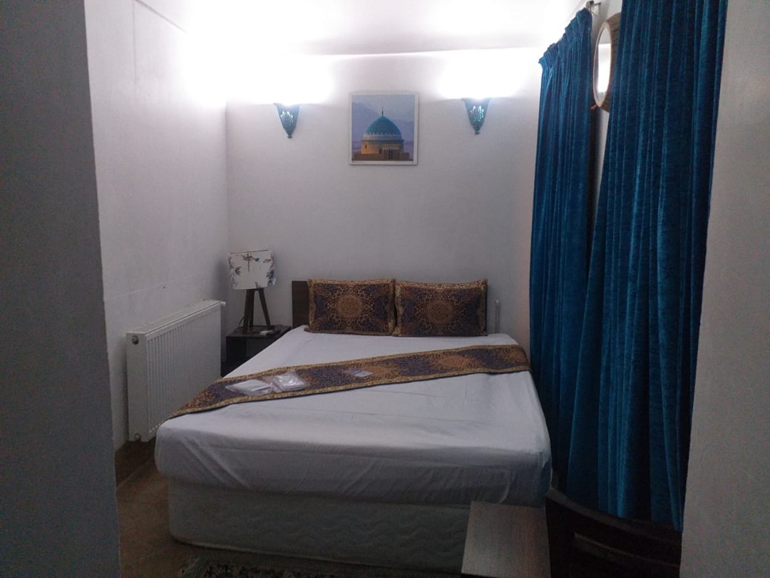 اتاق دو تخته دبل در هتل سنتی فیروزه